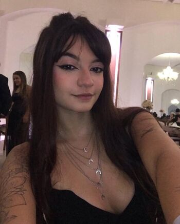 Full leaked Braguiinhaa private onlyfans photo