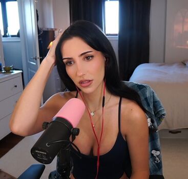 Full leaked Brieanneroksa private onlyfans photo