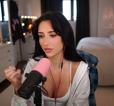 Full leaked Brieanneroksa private onlyfans photo