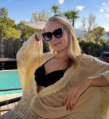 Full leaked Britta hofmann private onlyfans photo