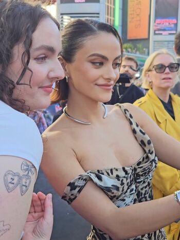 Camila Mendes