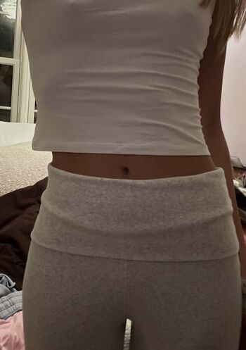 Full leaked Capsinfour private onlyfans photo