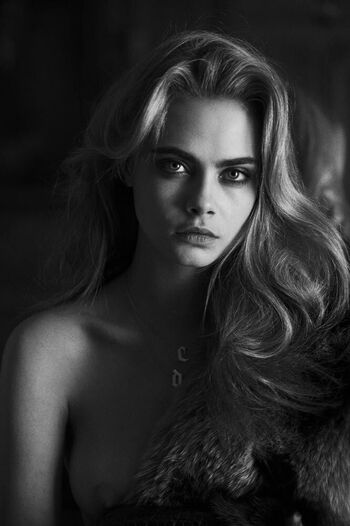 Full leaked Cara del private onlyfans photo