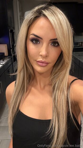 Cassie Lee