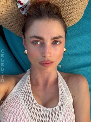 Charleen Weiss