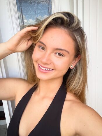 Chelsea Mayer