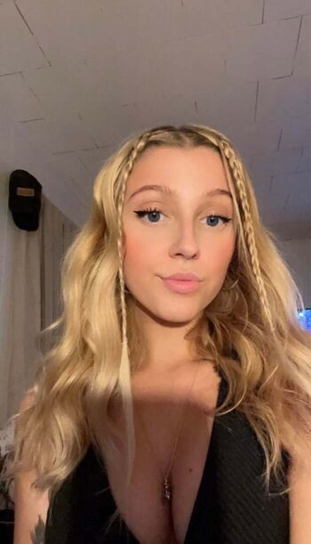 Full leaked Chloe tracy private onlyfans photo
