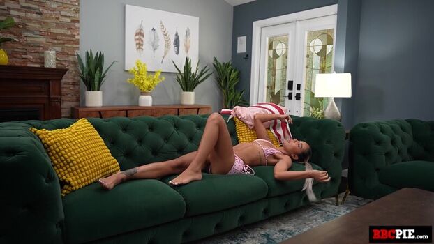 Full leaked Cici wild page private onlyfans photo