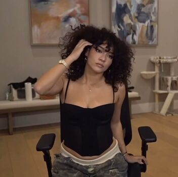 Full leaked Cinnabrit page private onlyfans photo