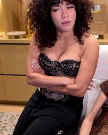Full leaked Cinnabrit  page private onlyfans photo