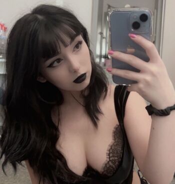 Full leaked Cloudy private onlyfans photo