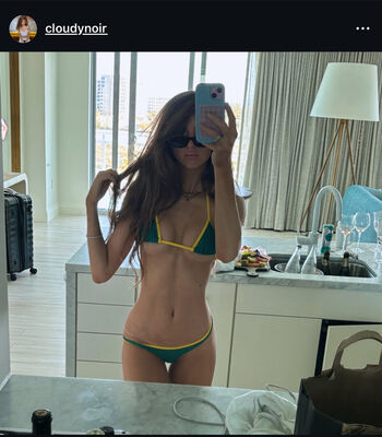 Full leaked Cloudynoir private onlyfans photo