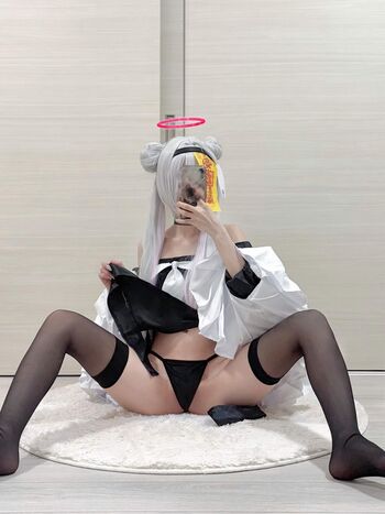 Full leaked Momocat w page private onlyfans photo