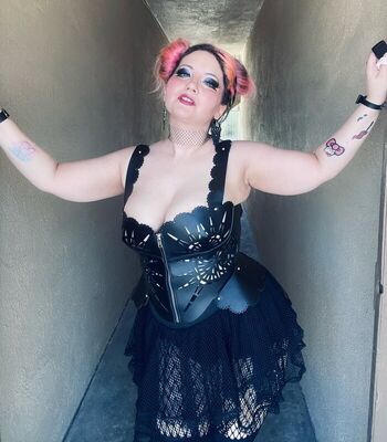 Full leaked Cokebottle thunderthighs private onlyfans photo