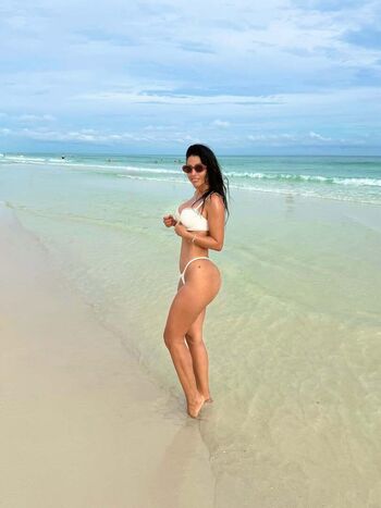 Full leaked Cuban latinas private onlyfans photo
