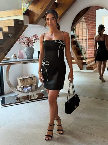 Full leaked Dani dyer private onlyfans photo