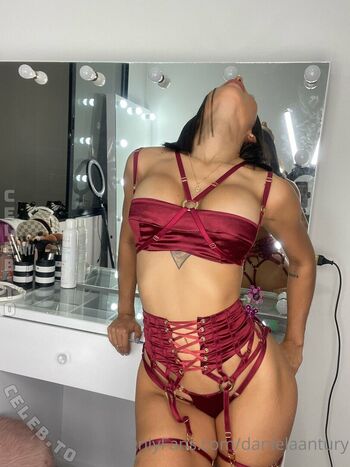 danielaantury