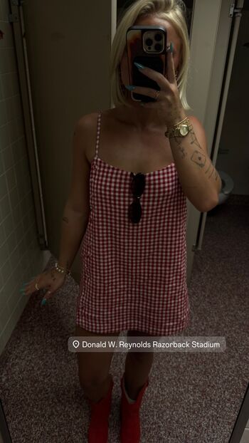 Full leaked Darianrhodess private onlyfans photo