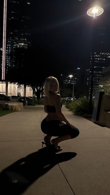 Full leaked Darianrhodess private onlyfans photo