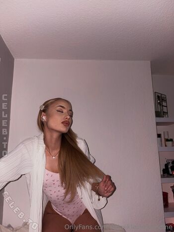 deinekleineblondine