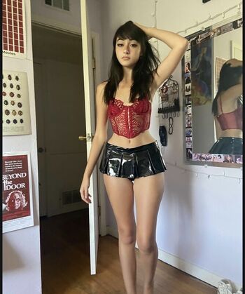 Full leaked Delilah raige page private onlyfans photo