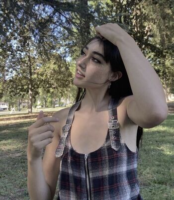 Full leaked Delilah raige page private onlyfans photo