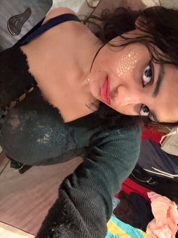 Full leaked Desiaurora private onlyfans photo
