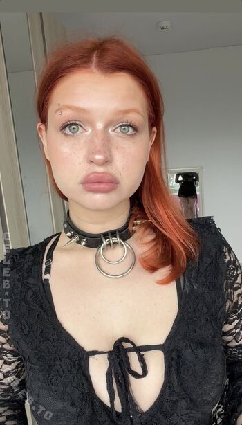 Full leaked Suzieqcreator/ private onlyfans photo