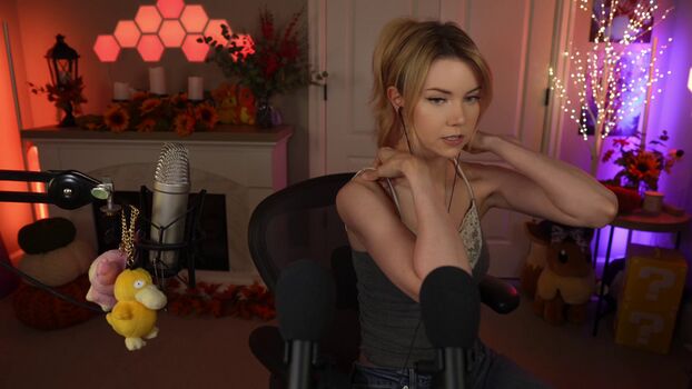 Full leaked Dizzykitten page private onlyfans photo