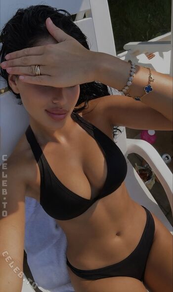 Full leaked Doloryva page private onlyfans photo