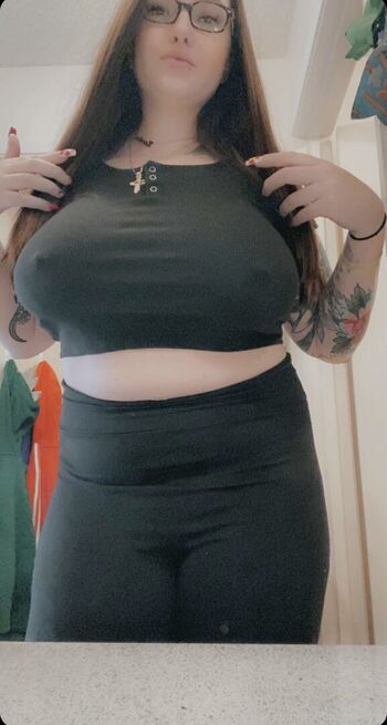 Full leaked Doubleddaisyyy private onlyfans photo
