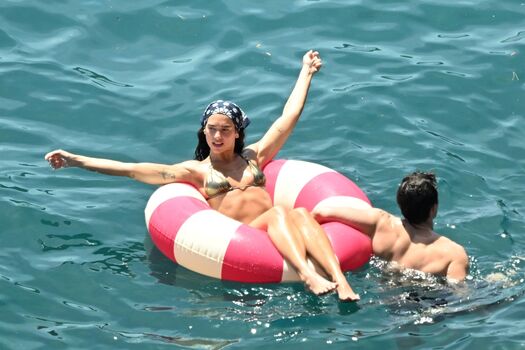 Dua Lipa