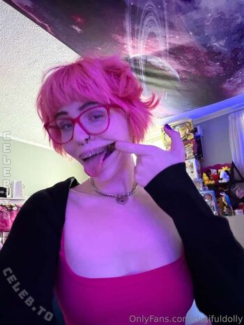 Full leaked Dutifuldolly private onlyfans photo