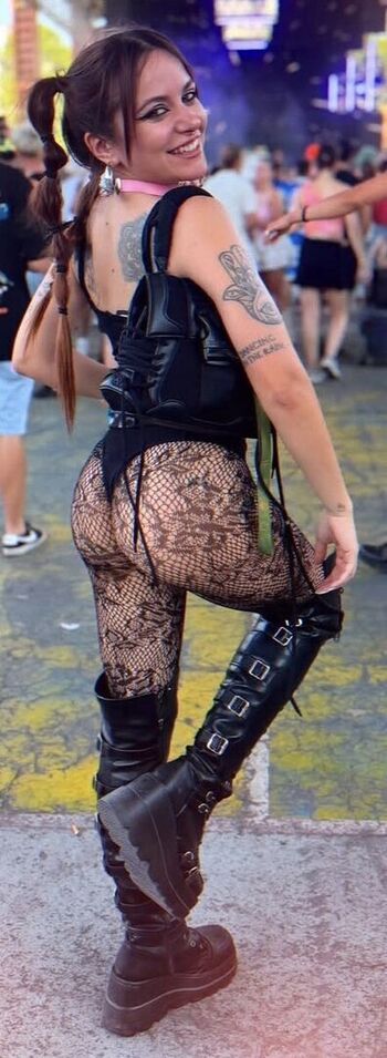 Eleonora Zars22