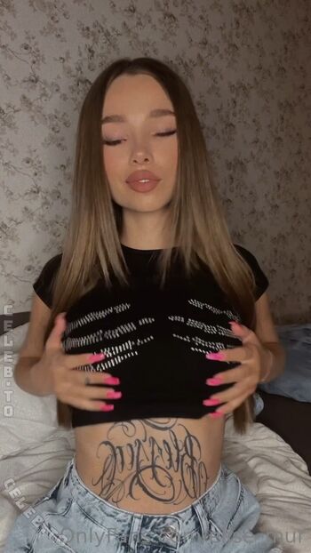 Elise Shine