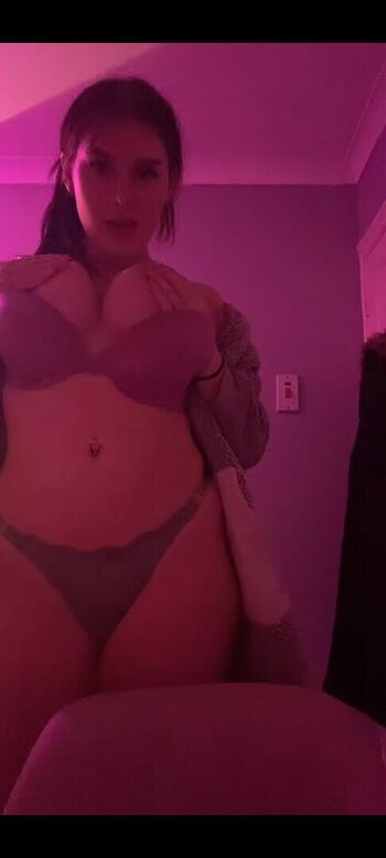 Full leaked Ellamparkerx private onlyfans photo