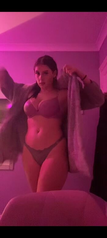 Full leaked Ellamparkerx private onlyfans photo