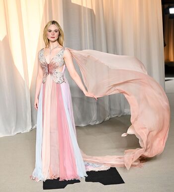 Elle Fanning