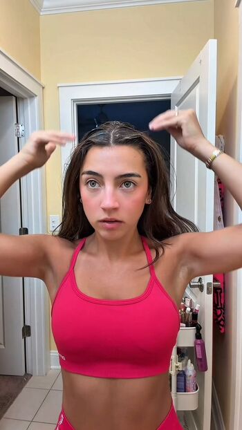 Full leaked Ellie dobleske private onlyfans photo