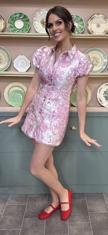 Ellie Taylor 
