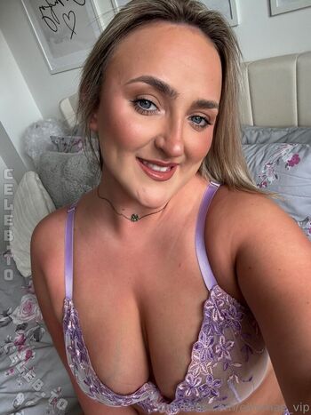 Full leaked Elliemae vip page private onlyfans photo