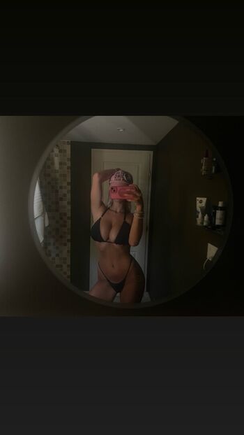 Full leaked Ellyy ann private onlyfans photo