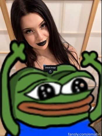 Full leaked Emahrilol private onlyfans photo