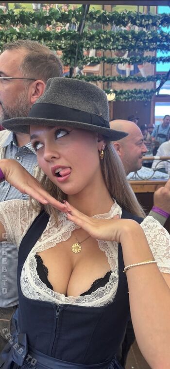 Full leaked Emily maurer private onlyfans photo