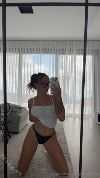 Full leaked Emma spice private onlyfans photo