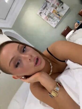 Full leaked Oops international / private onlyfans photo