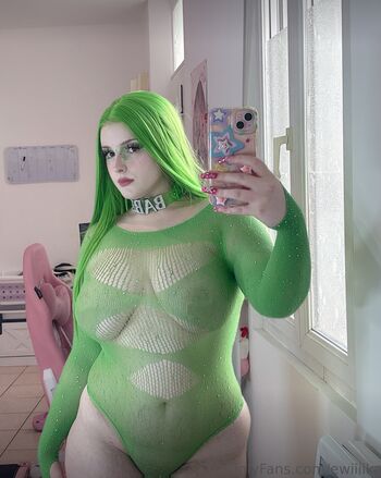 Full leaked Eriiiikaax page private onlyfans photo