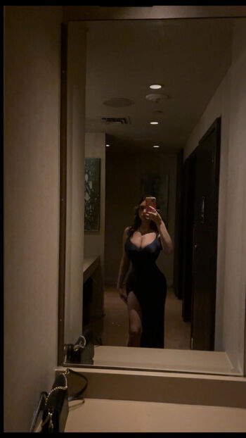 Erika M Diaz