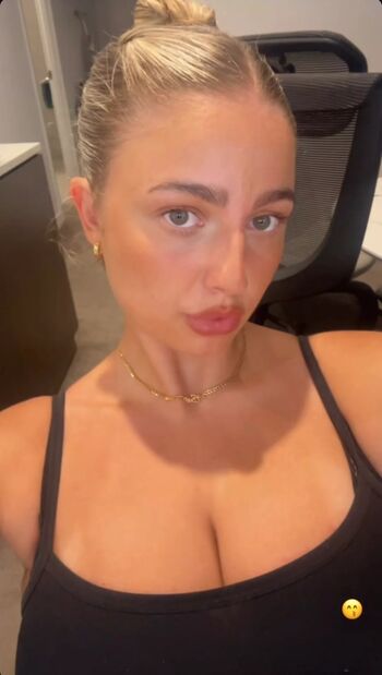 Full leaked Eve elizabeth taylor page private onlyfans photo