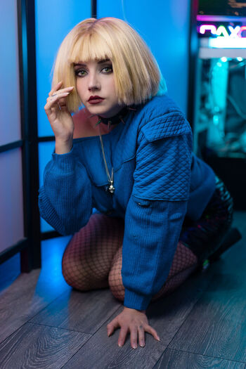 Ezy Summers Cosplay